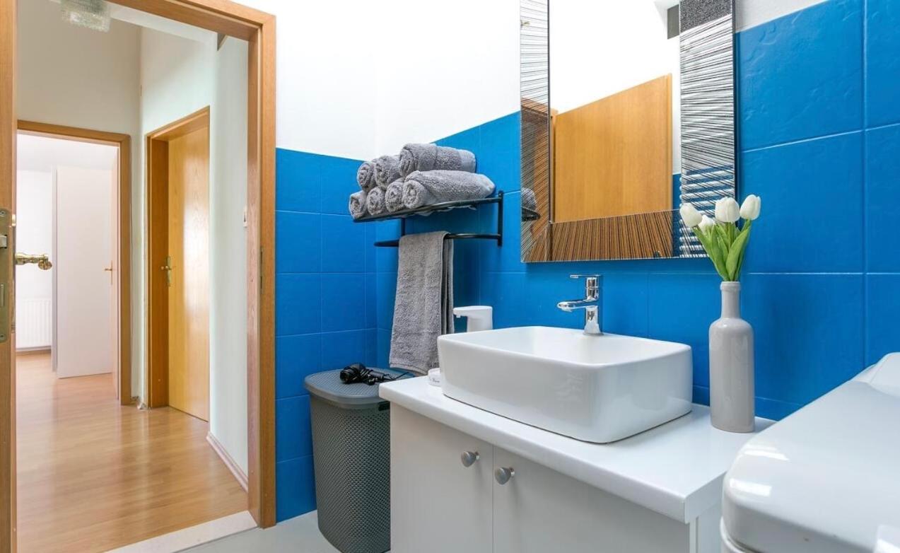 Bella Apartment *